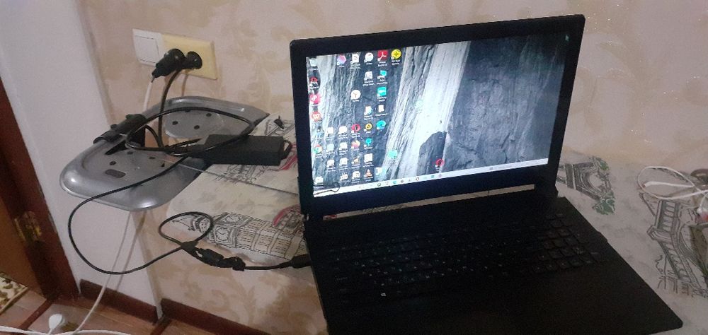 Ноутбук Леново  самовывоз