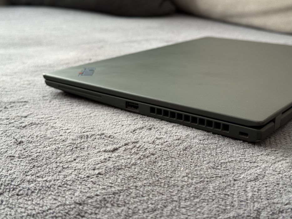 14’FHD IPS/i7-1185G7/16GB DDR4/Thinkpad T14s/256GB/