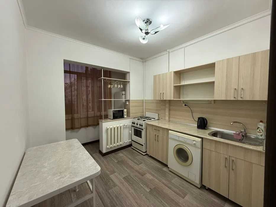 Сдам евро квартиру на Ойбек Цум