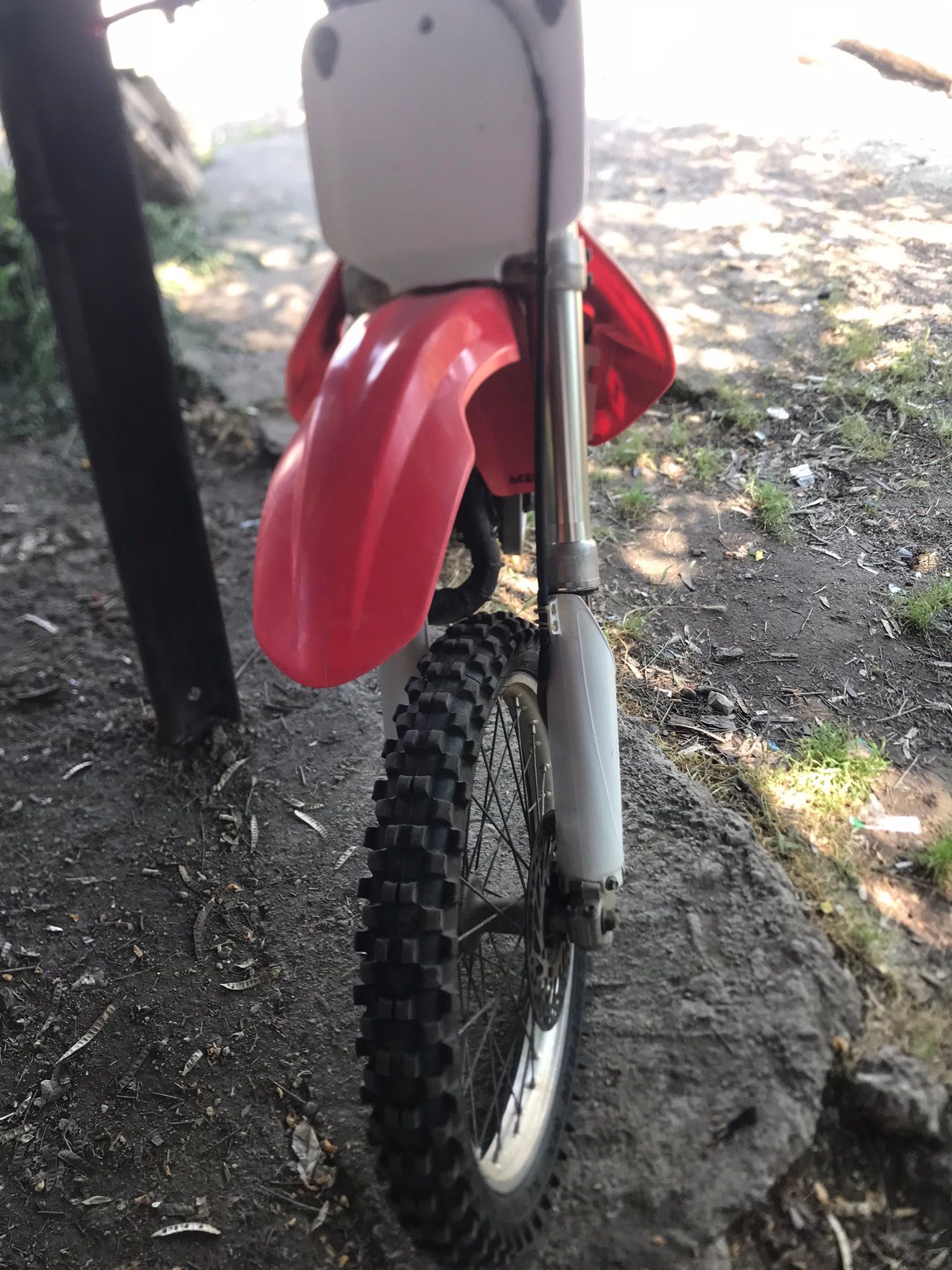 Продавам Honda cr 125