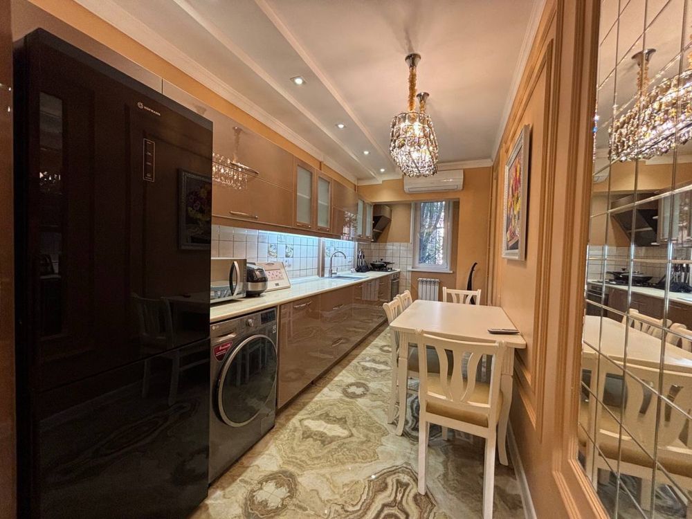 3 ком/2/9 площадь 68м2. Ул. Афросиаб, Ойбек, Angels food