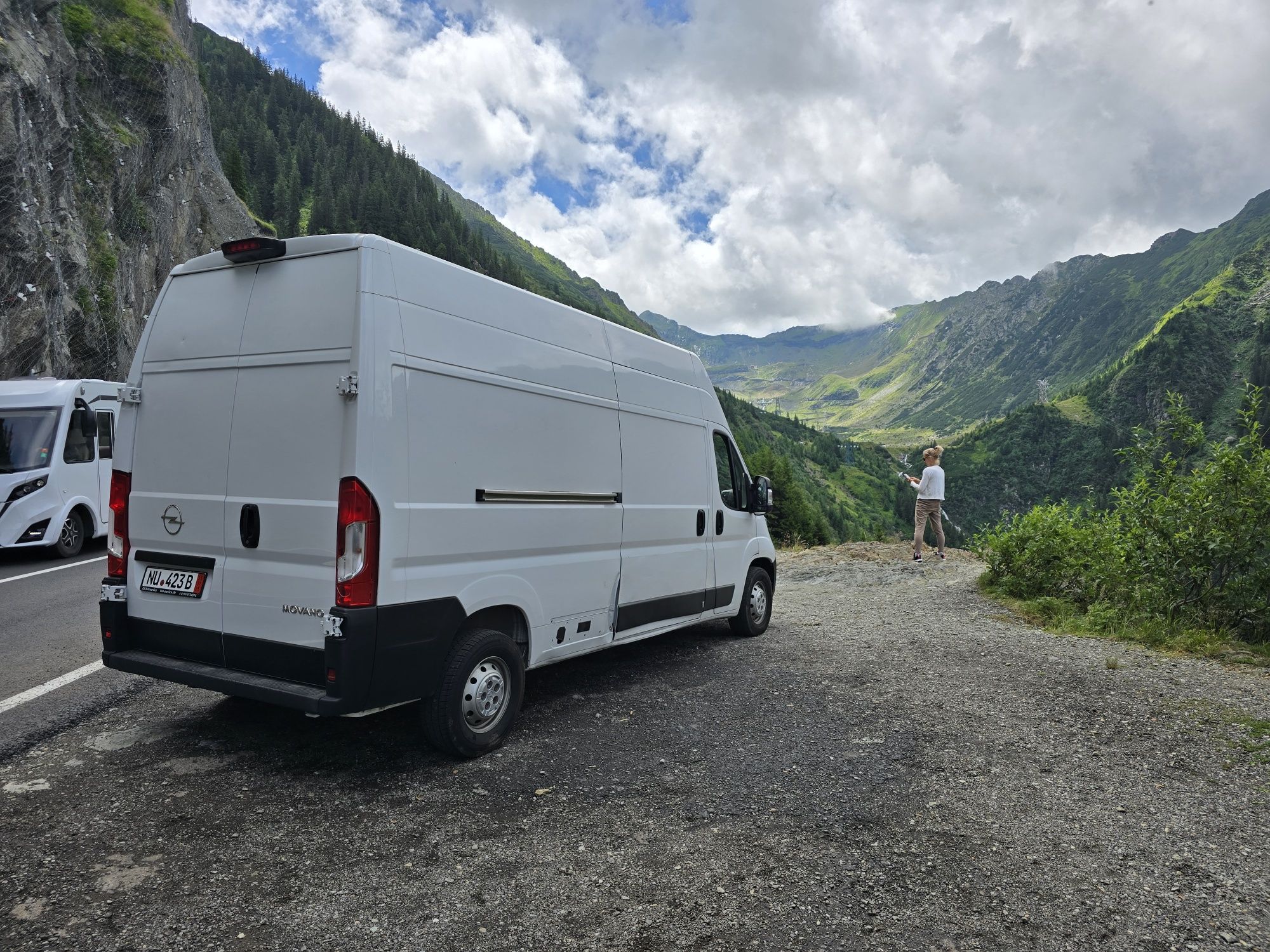 Продавам Opel Movano