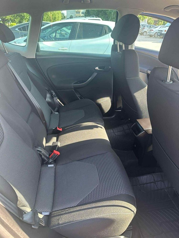 Продавам Seat Altea XL