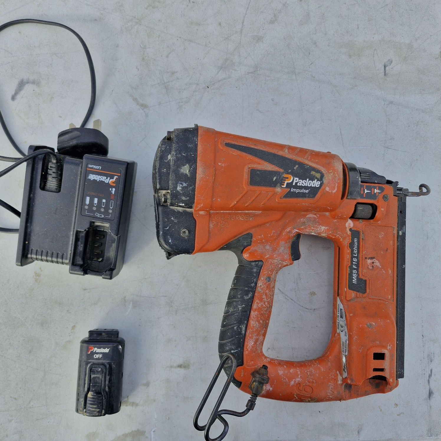 Pistol cu gaz IM65 F16 Lithium