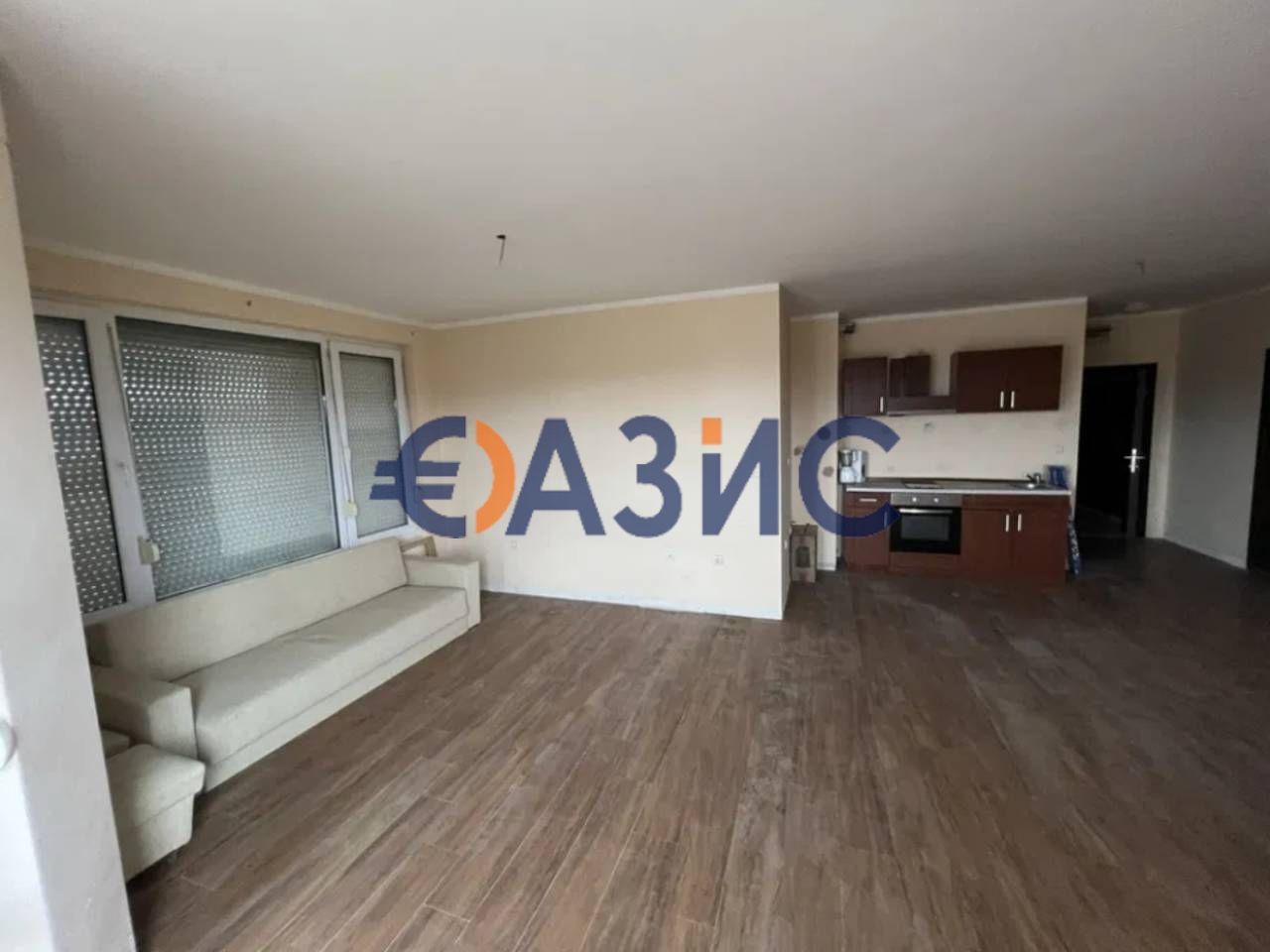 Апартамент с 3 спални на първа линия море, 135 кв. м., Несебър,