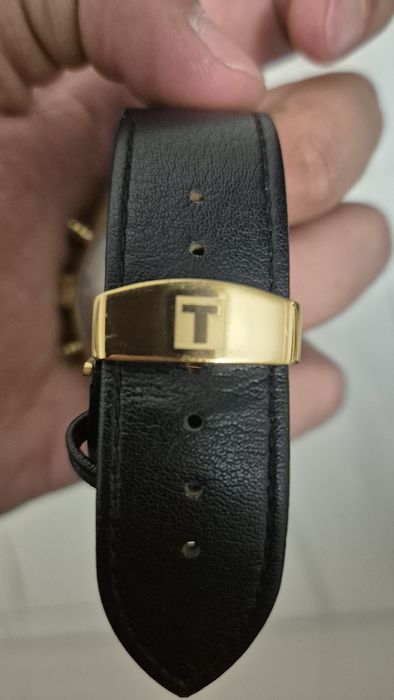 Продавам оригинален часовник Tissot prs 516