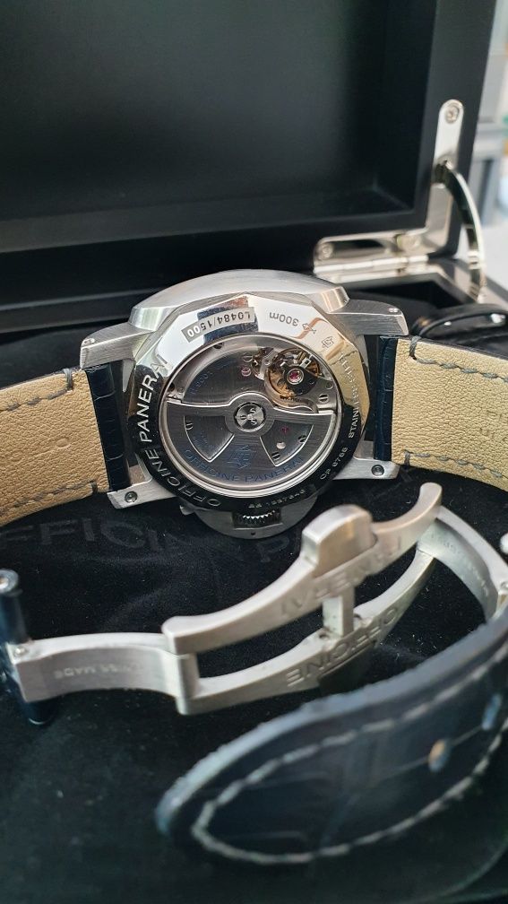 Panerai luminor gmt