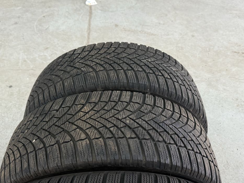 Димни гуми 205/55/17 дот:24
