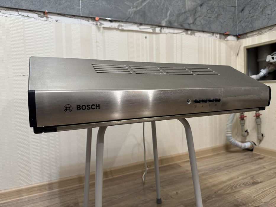 Продам вытяжку Bosch