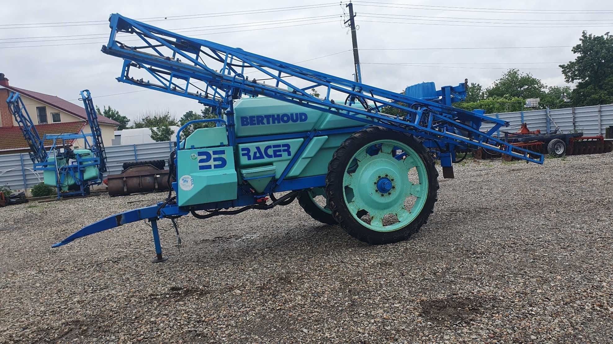 Racer 32 d.p.tronic