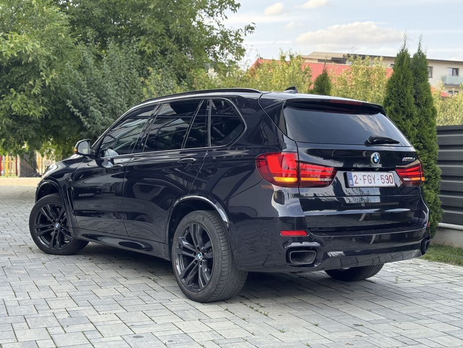 Vand/Schimb X5 M50-INDIVIDUAL- 86.000km - Night Vision - SoftClose