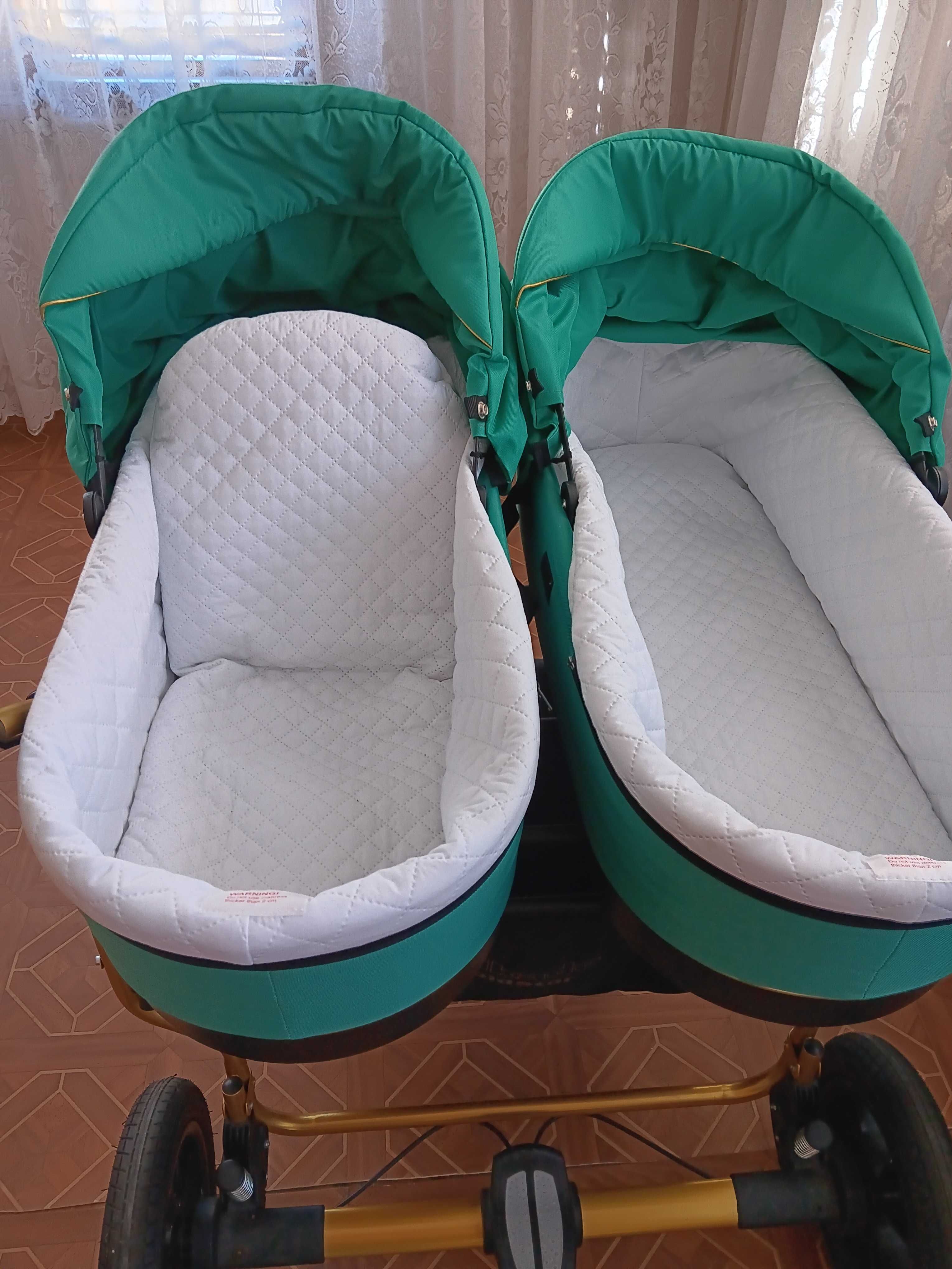 Продавам количка за близнаци