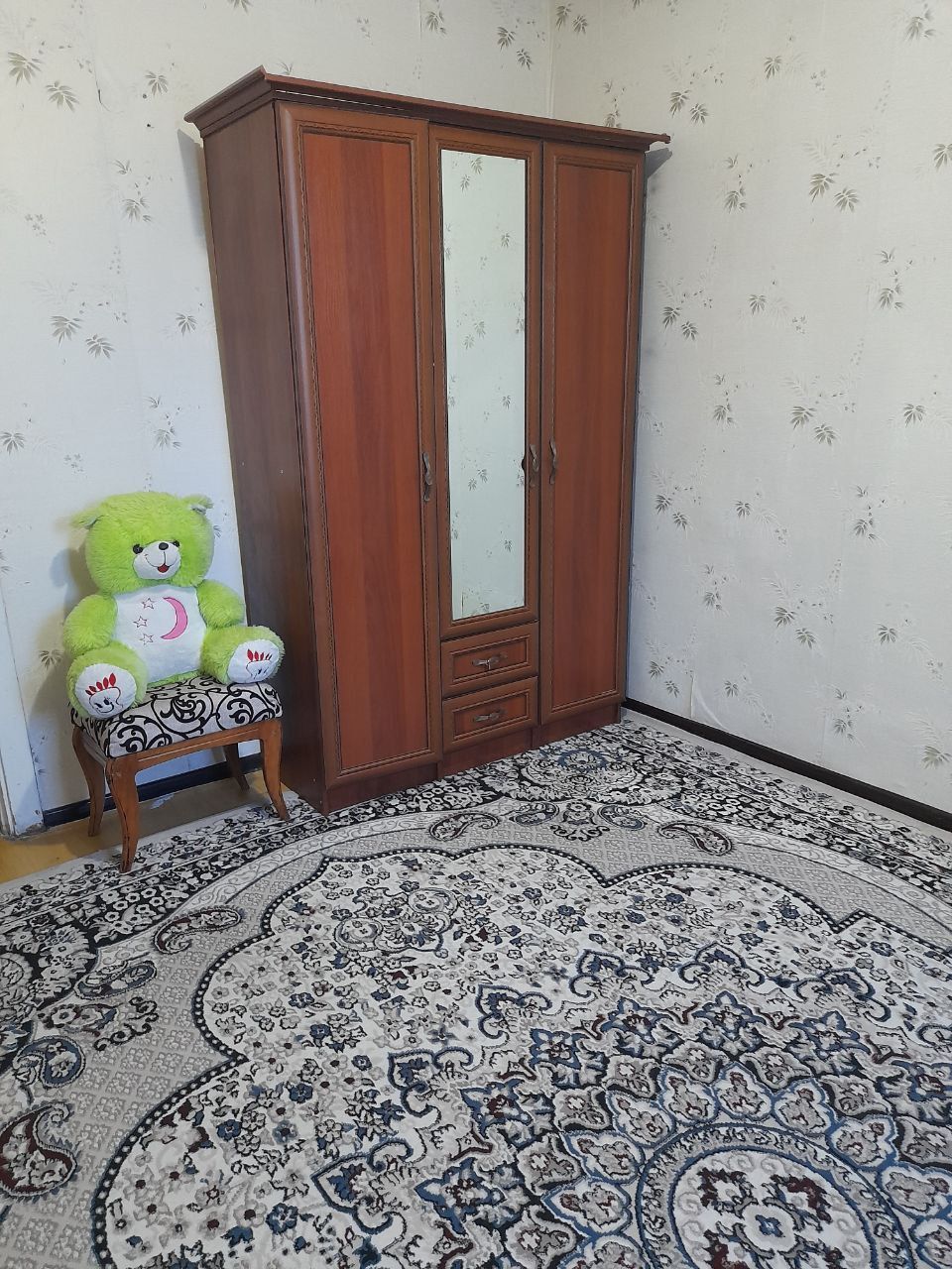 Kv quyiladi  student qizla baxmal yonida umid ped instga yaqin
