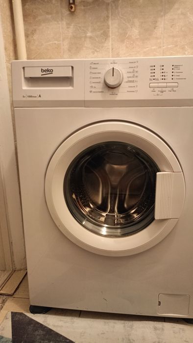 Продам стиральную машину