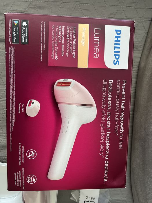 Фотоепилатор Philips Lumea Prestige Bri950