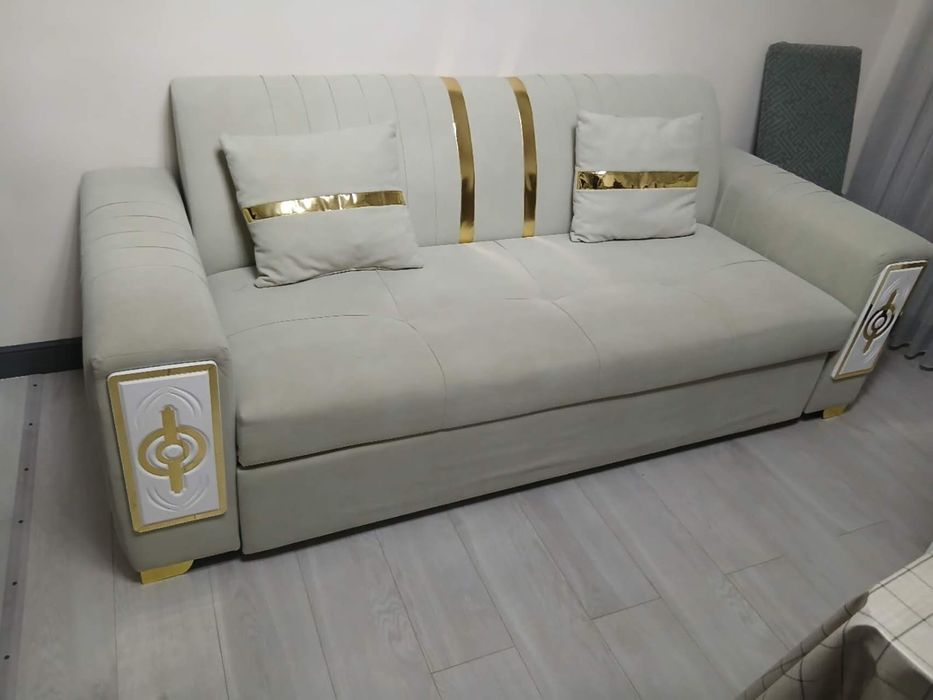 Диван раскладной.