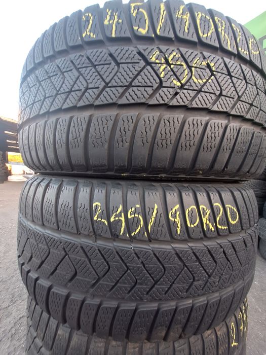 2 anvelope iarna 245/40r20  Pirelli rft runflat Montaj Gratuit