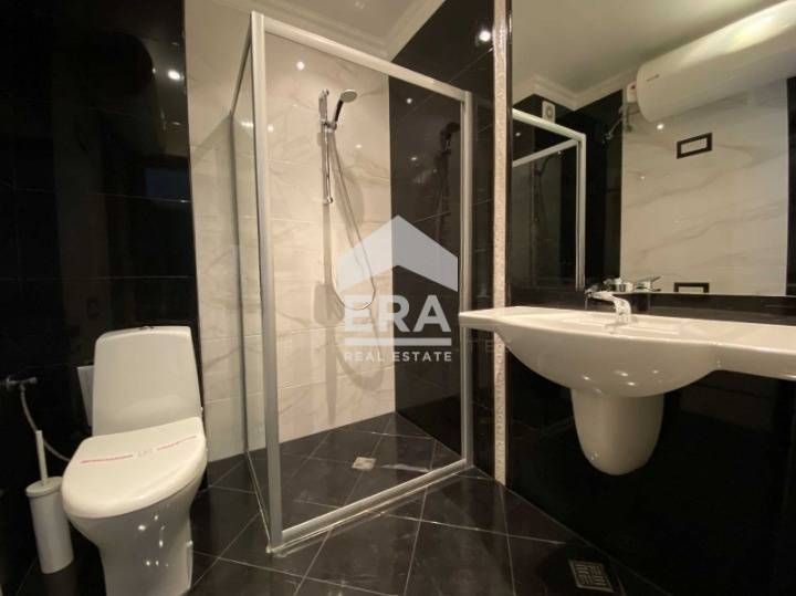 Продава се Тристаен апартамент в Поморие - 87 кв.м за 1605 €/кв.м - Снимка #7