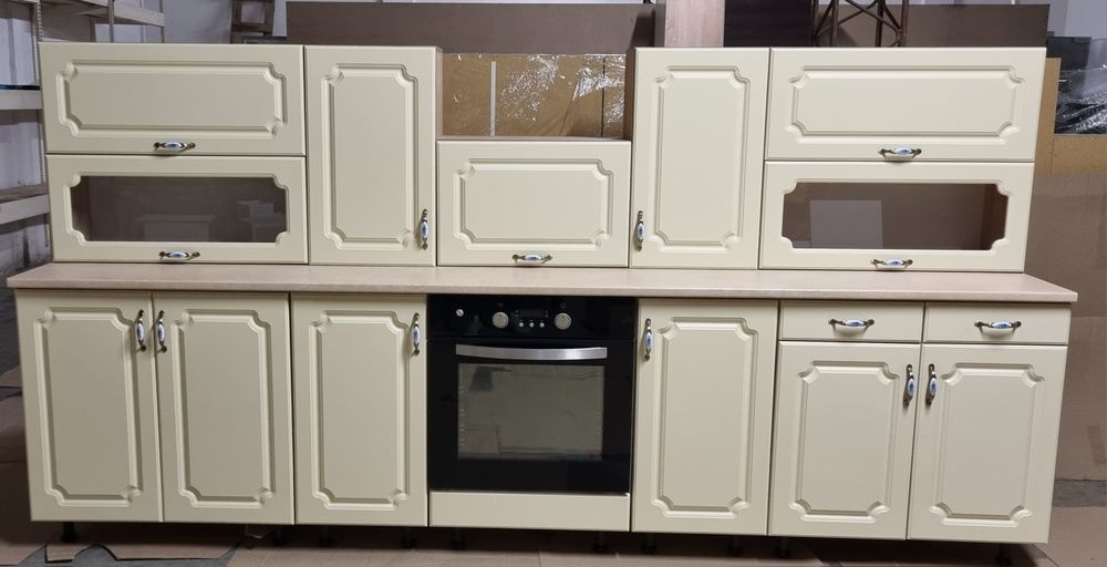 Mobila de bucatarie modulara noua, cu cuptor electric, fronturi MDF