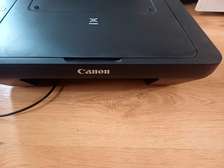 Продавам принтер