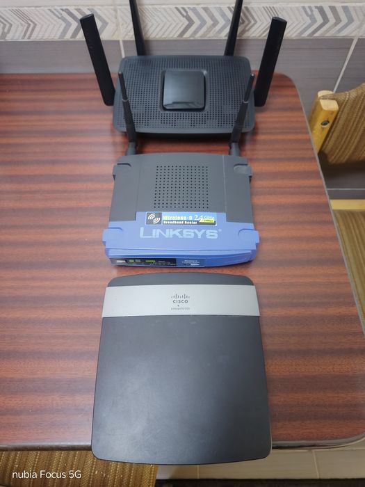Router Linksys și Cisco