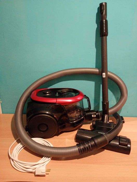Продавам прахосмукачка Samsung