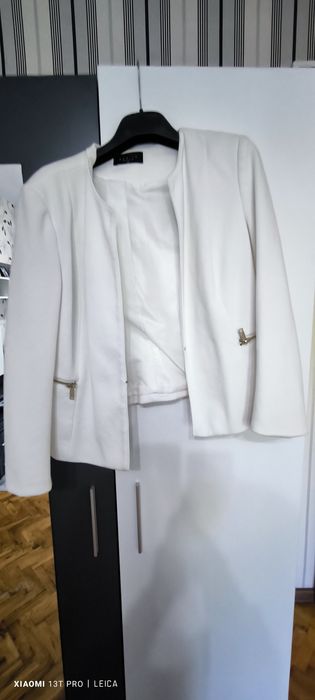 Дамски Сака Л размер