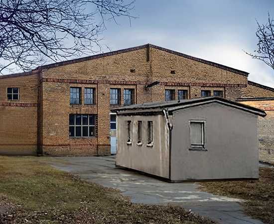 ПАРЦЕЛ СЪС СКЛАДОВЕ И ОФИСИ в регулация 29дка в Германия.
