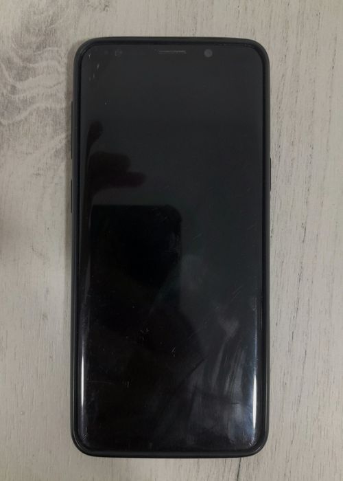 Samsung s9 64gb.