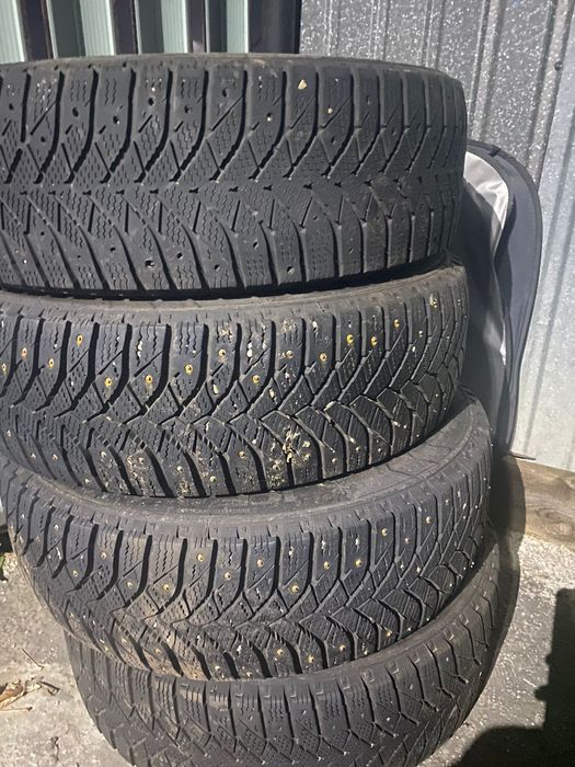 Продам комплект шины