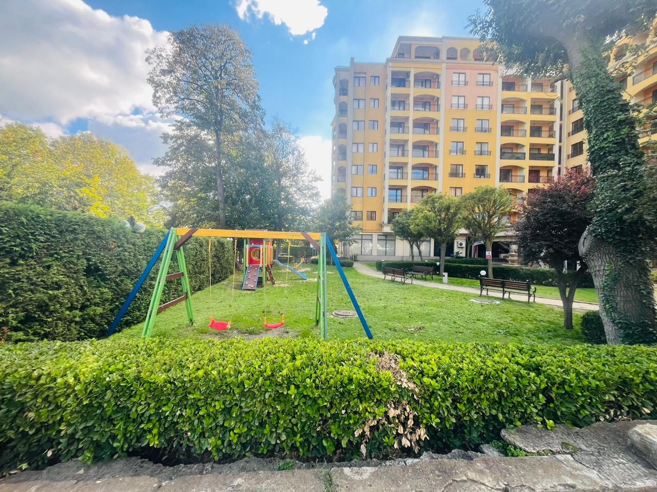 Продава се Двустаен апартамент в к.к. Златни пясъци - 75 кв.м за 1200 €/кв.м - Снимка #10