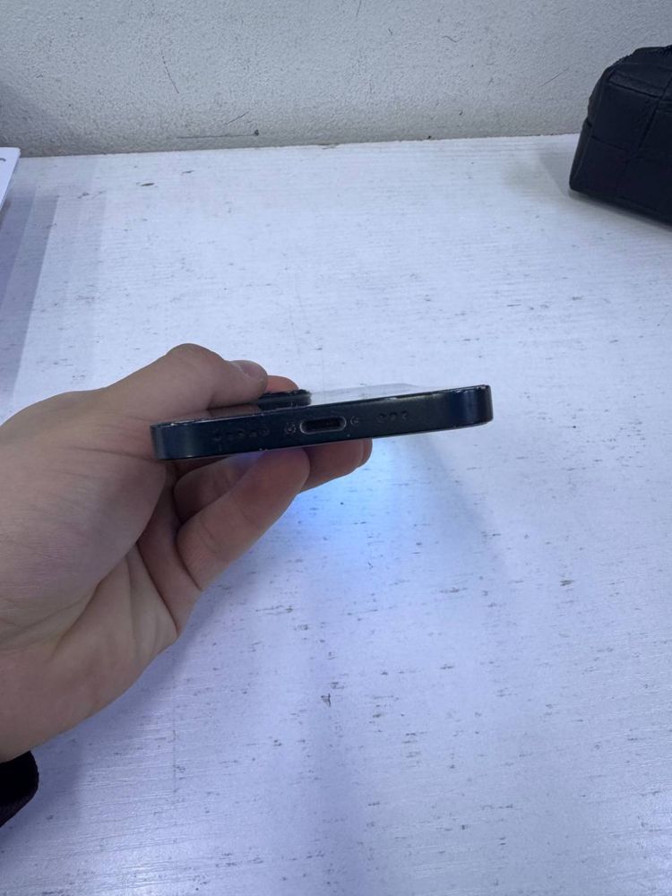 Iphone 13 karobka yoq