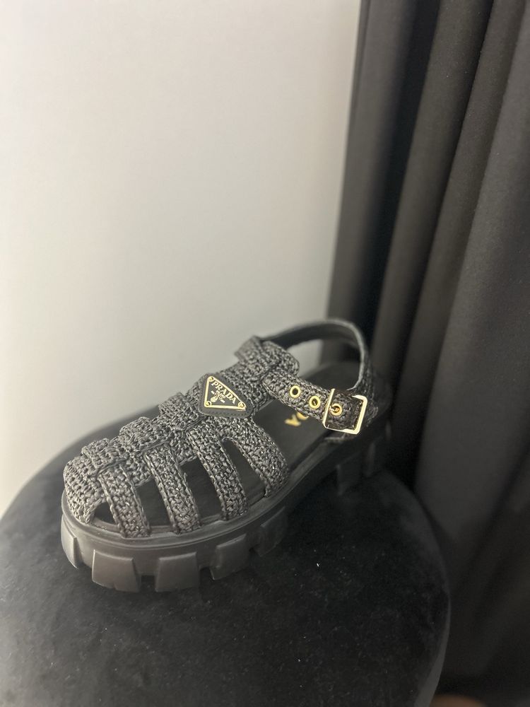 Дамски обувки Prada