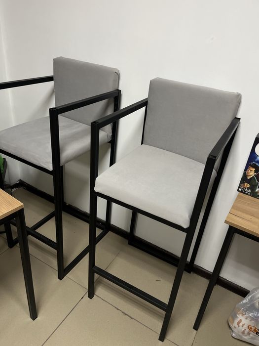 Стулья барные новые срочно