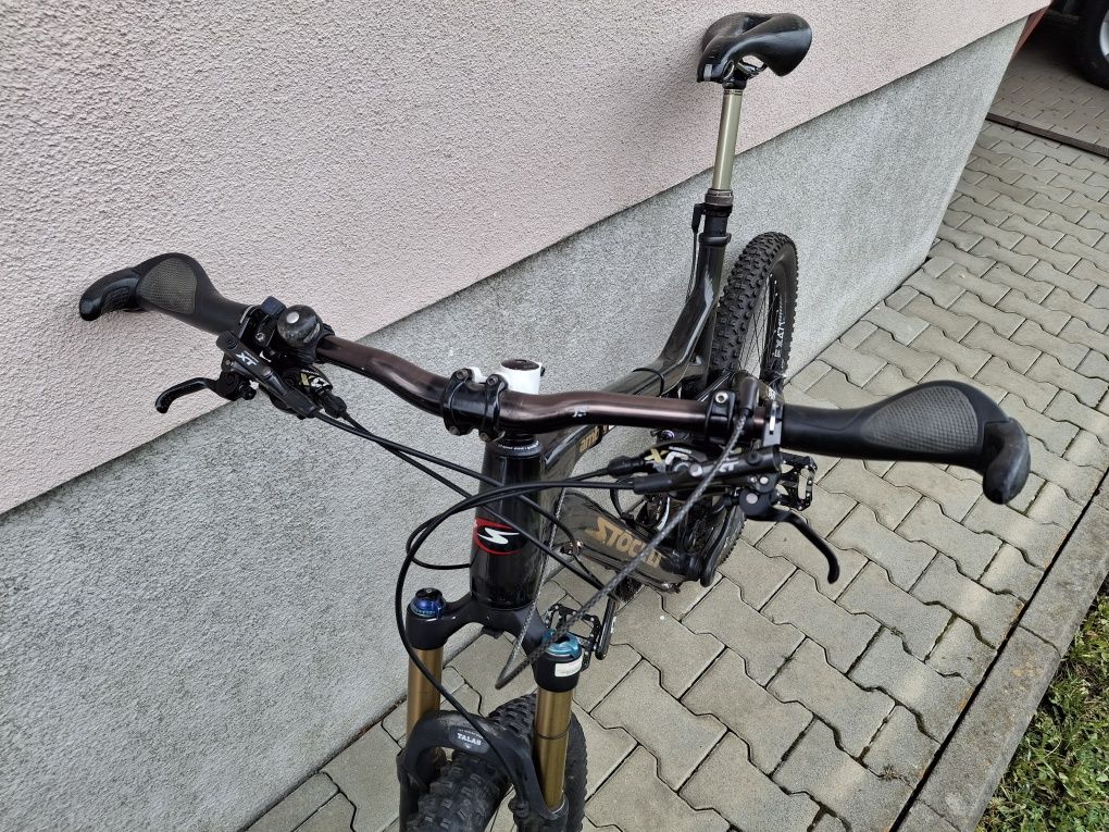 Bicicleta full suspesnion stöckli