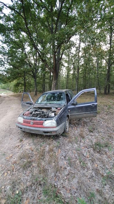 Vând volkswagen golf 3
