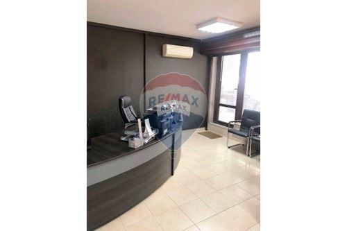 Офис за продажба между ВИНС и Спортна зала, Варна Т3693