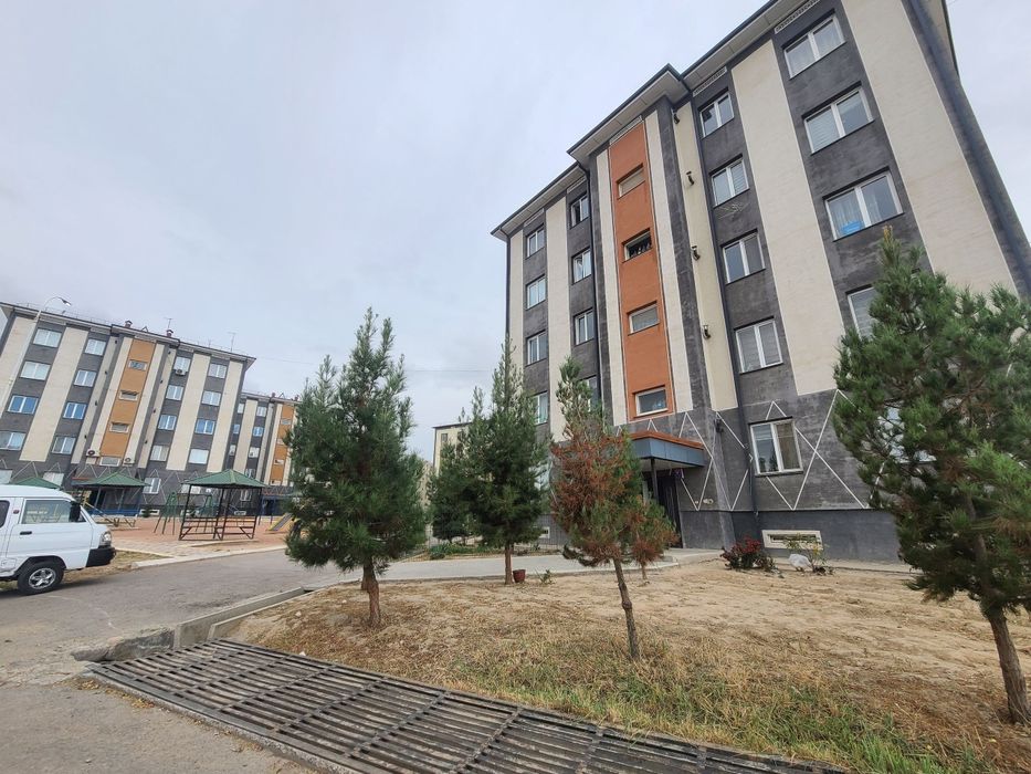 Kvartira arzon narxda Samarqand savxoz yangi domlardan