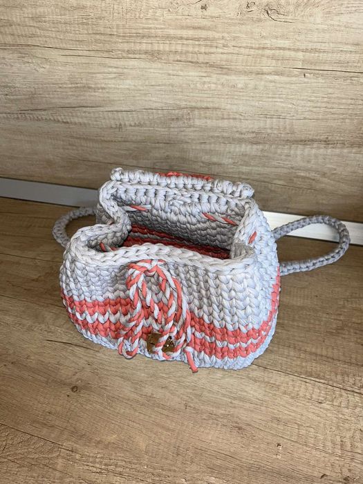 Ръчно плетена раница