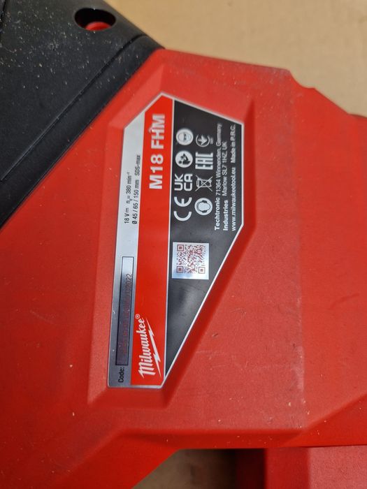 Milwaukee rotopercutor sds max  pe acumulatori