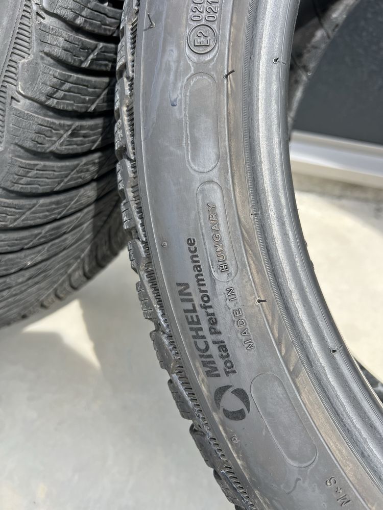 MICHELIN PILOT ALPIN 5 AO 255/40 R 20 зимни