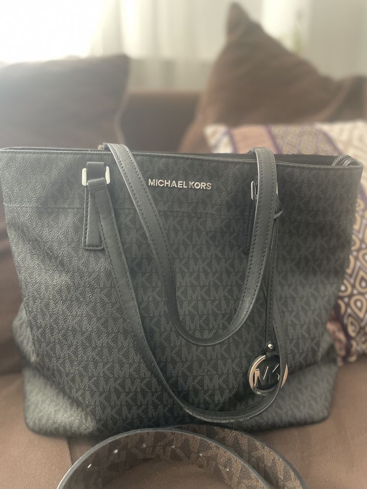 Сумка и ремень от Michael Kors