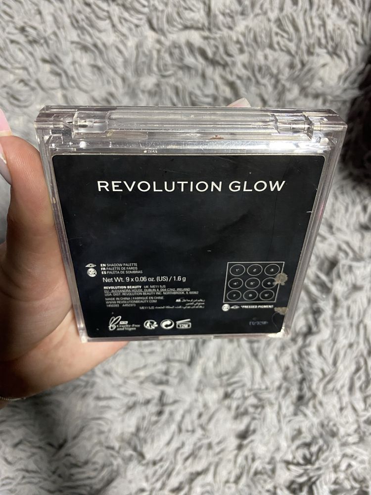 paleta Revolution Glow