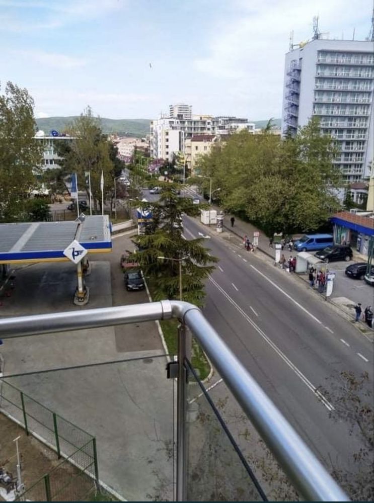 Под наем Студио Слънчев Бряг център с басейн до Автогара