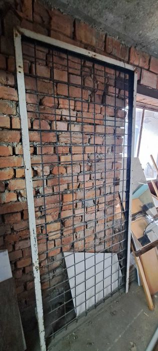 Метална решетка за врата