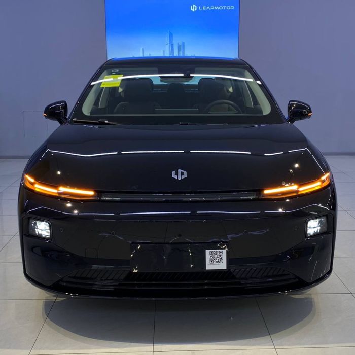 Leapmotor  B01 550KM EV Premium Full 3 yil kafolat