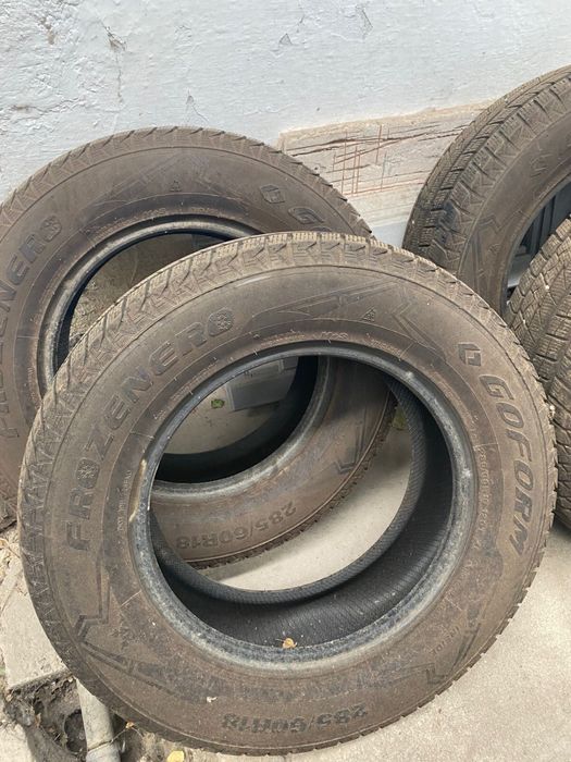 Продаю зимние Шины б/у