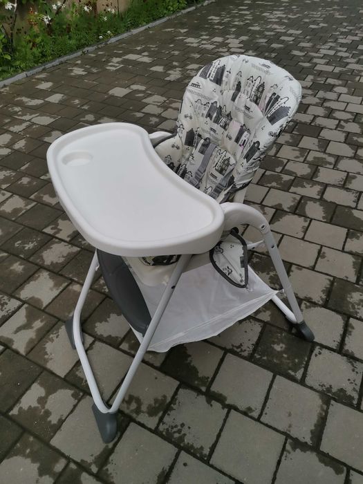 Scaun de masa Joie Mimzy Snacker Petite City