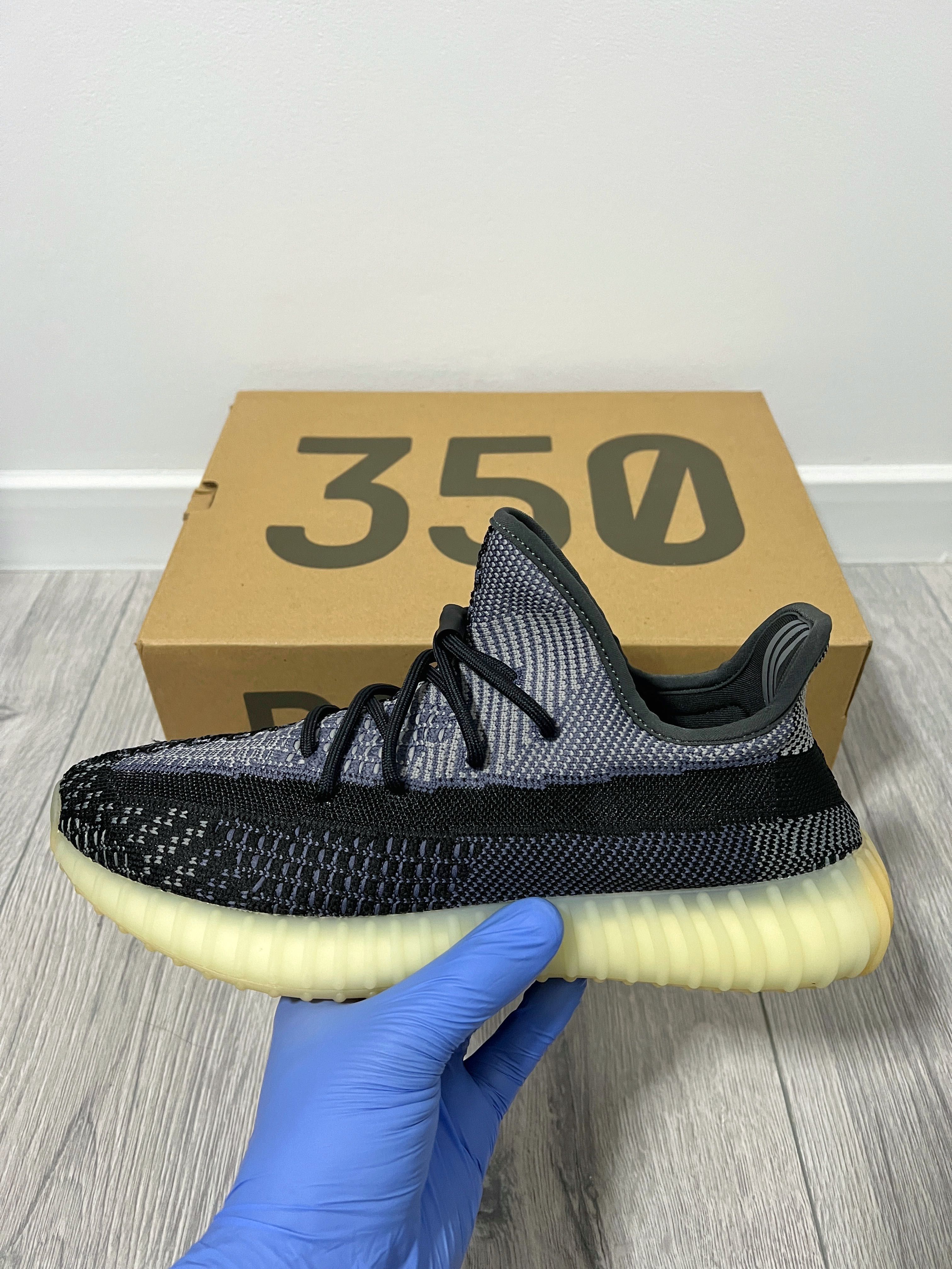 Adidas Yeezy Boost 350 V2 Carbon