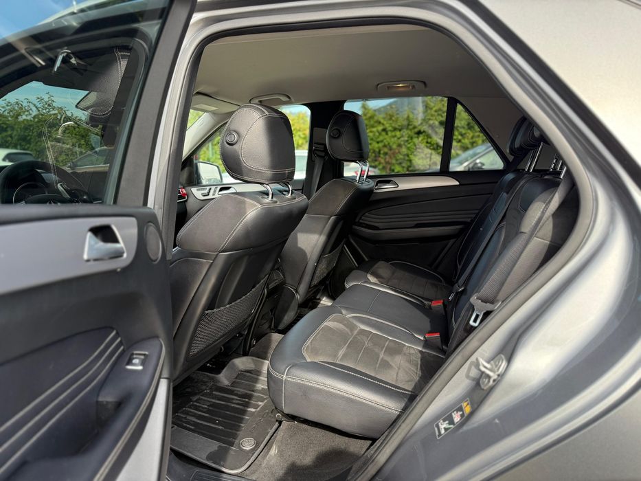 Mercedes ML350 4MATIC 2012